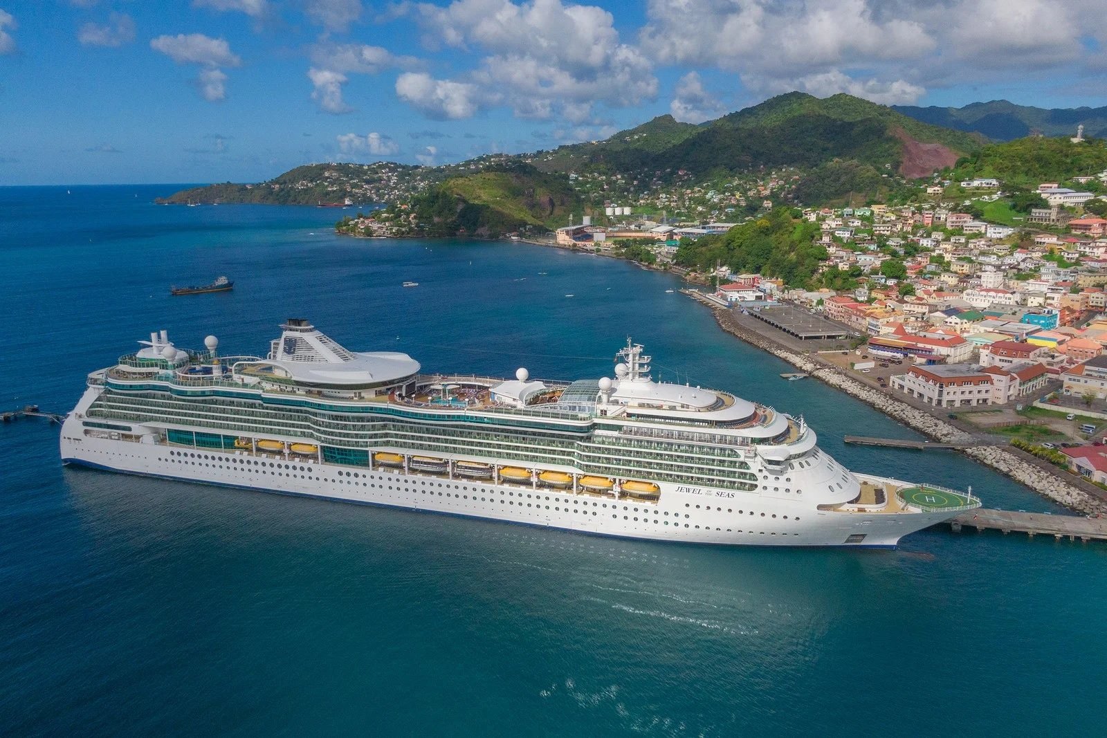 Royal Caribbean to launch regular cruises from Cyprus this summer